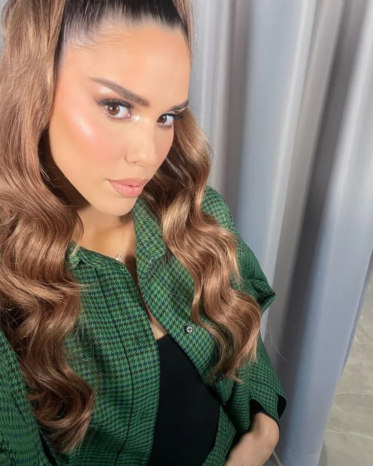 Priznaje da otkako se Greta rodila te&scaron;ko nalazi vrijeme za sebe, zbog čeka joj je ponekad vrhunac dana odlazak u dućan ili na tržnicu. Cijelu situaciju uvelike olak&scaron;ava činjenica da njezin suprug ima posao koji mu omogućava da provodi dosta vremena s djecom, pa dok ona radi, on preuzima djecu i kućanstvo.