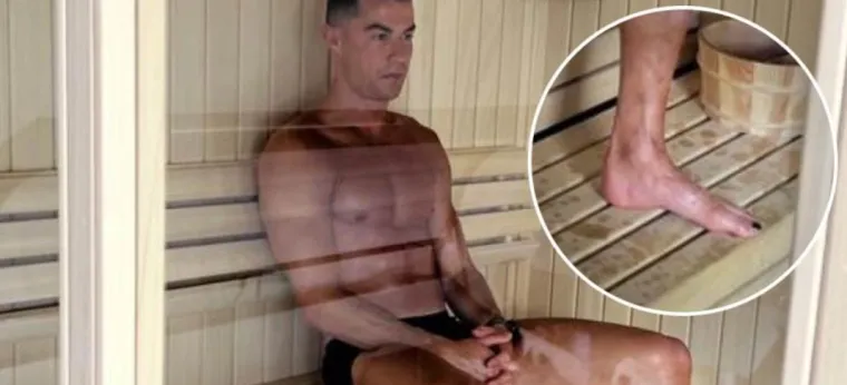 Ronaldo u sauni, jasno se vidi lak za nokte na nozi.