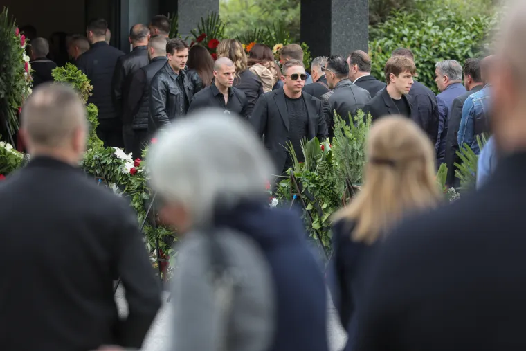 Na groblju Markovo Polje sahranjen je Tomislav Sabljo koji je ubijen u noćnom klubu 'Ritz'