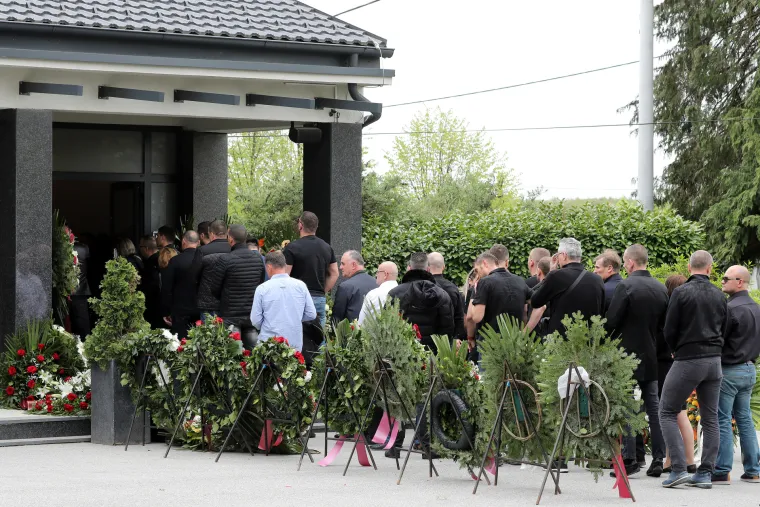 Na groblju Markovo Polje sahranjen je Tomislav Sabljo koji je ubijen u noćnom klubu 'Ritz'