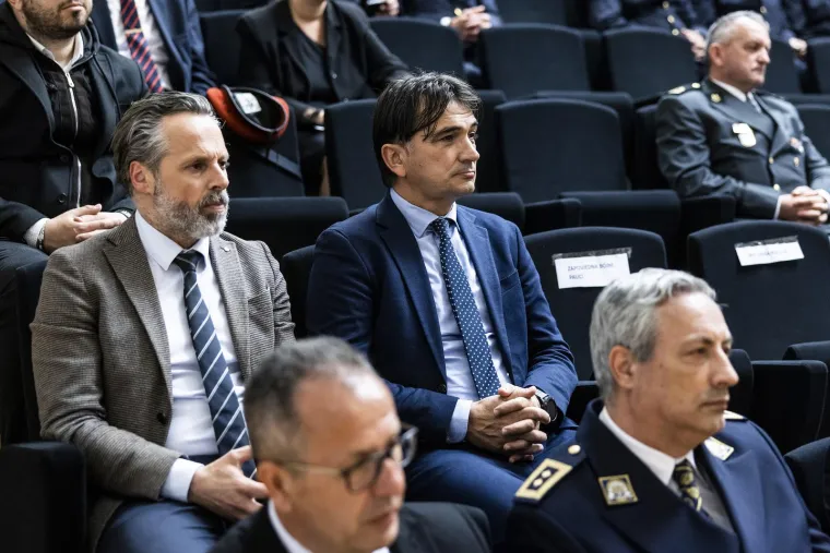 Zlatko Dalić snimljen u zanimljivom društvu: Pazite pored koga sjedi, je li to njegov budući gazda?