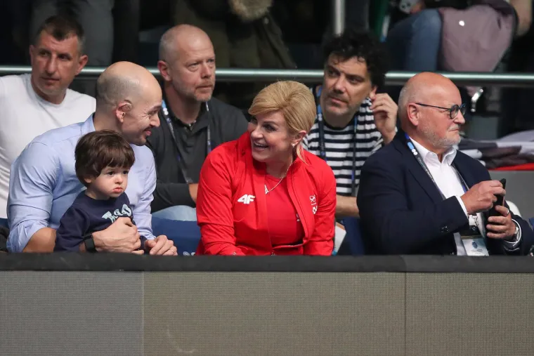 Danas slavi Kolinda Grabar-Kitarović: Od djevojčice koja je 'bosonoga trčala Grobnikom', do prve šefice  države