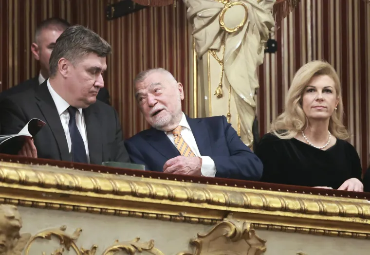 Danas slavi Kolinda Grabar-Kitarović: Od djevojčice koja je 'bosonoga trčala Grobnikom', do prve šefice  države