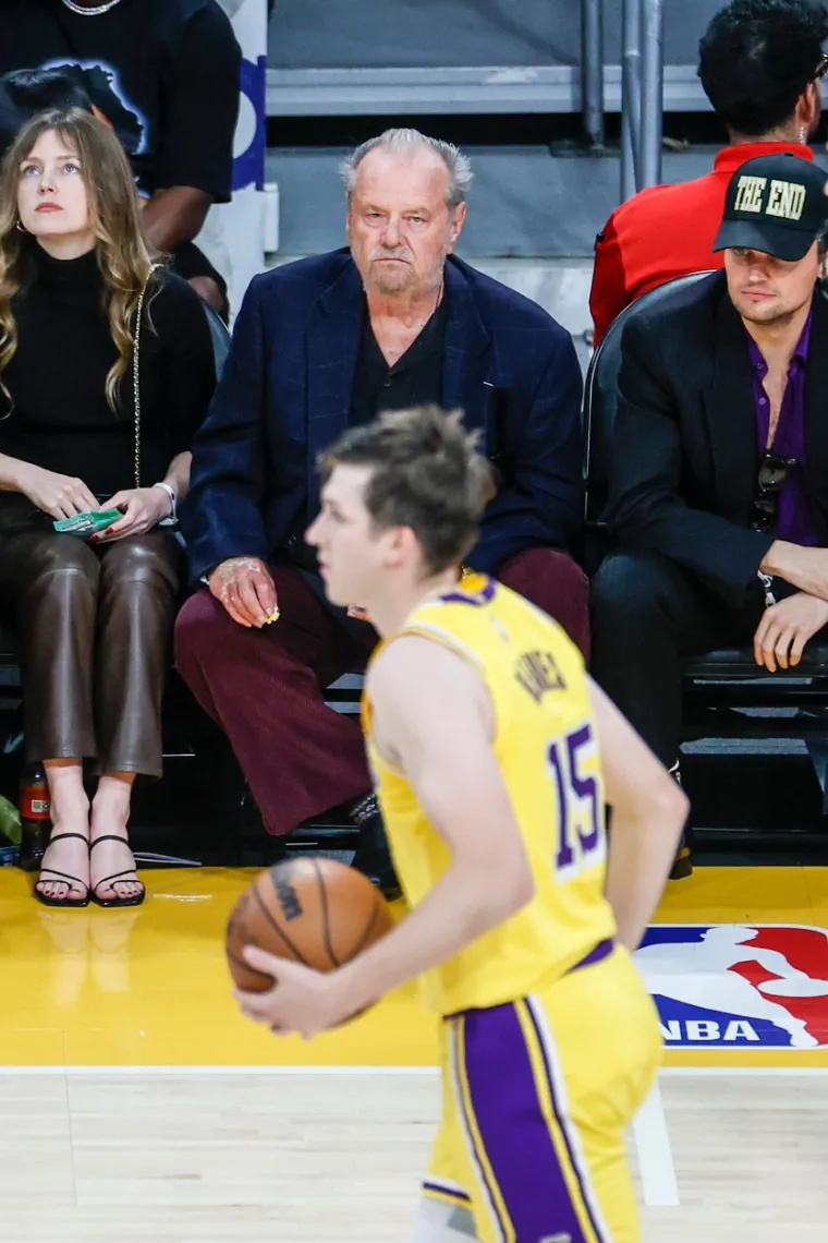 Nedavno je zabrinuo izgledom, a sada izašao u javnost prvi put nakon dugo vremena: Jack Nicholson izazvao ovacije u 87. godini
