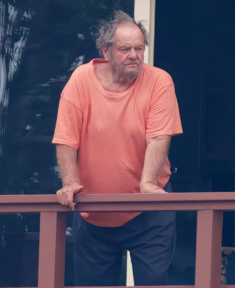 Nedavno je zabrinuo izgledom, a sada izašao u javnost prvi put nakon dugo vremena: Jack Nicholson izazvao ovacije u 87. godini