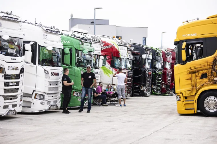 Kakve makine! Prvi Truck Show u Dugopolju kod Splita okupio prave zaljubljenike u kamione