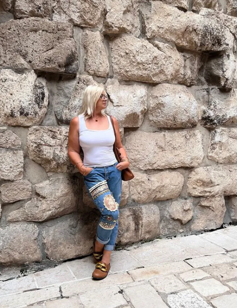 Danijela Dvornik svoj je 'beach body' već stesala i naveliko paradira u badiću ludog kroja koji ne bi obukla svaka