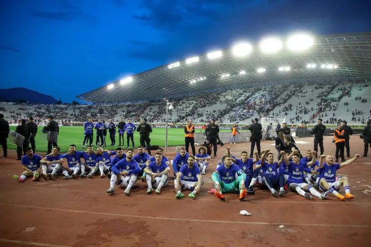 Ako navijate za Hajduk, bolje da ovo ne vidite: Ovako su nogometa&scaron;i Dinama proslavili titulu usred Splita