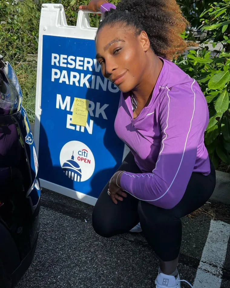 Rođenje kćeri prije nekoliko godina natjeralo je Serenu da proslavi svoje tijelo. “Gledala sam kćer, a ona ima moje ruke i noge! Moje potpuno iste snažne, mišićave, senzacionalne ruke i tijelo&quot;, napisala je Serena.