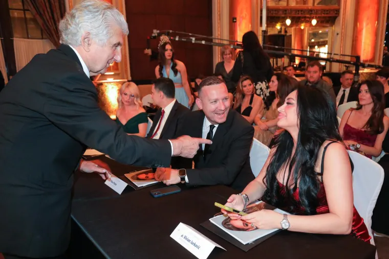 Izbor za Miss Universe: Najljep&scaron;a Hrvatica je Andrea Erjavec, očarala je žiri prirodnom ljepotom i izvanserijskom pojavom