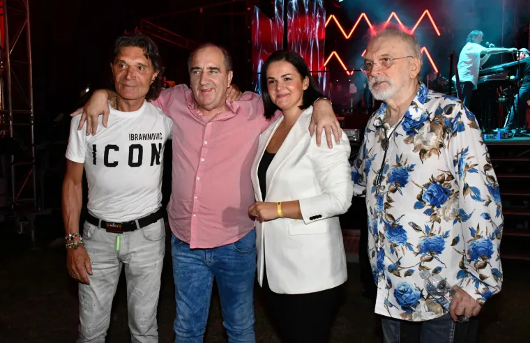 Jasmin Stavros u Slavonskom Brodu na najvećem pop i rock festivalu u Slavoniji 2022., CMC 200 Slavonija fest 