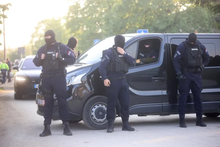Više od 600 specijalaca tragalo za 21-godišnjim masovnim ubojicom iz Mladenovca