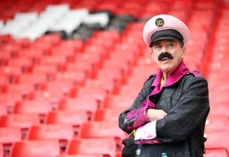 Let 3 uživali na kultnom stadionu: Jedna prostorija ih posebno očarala