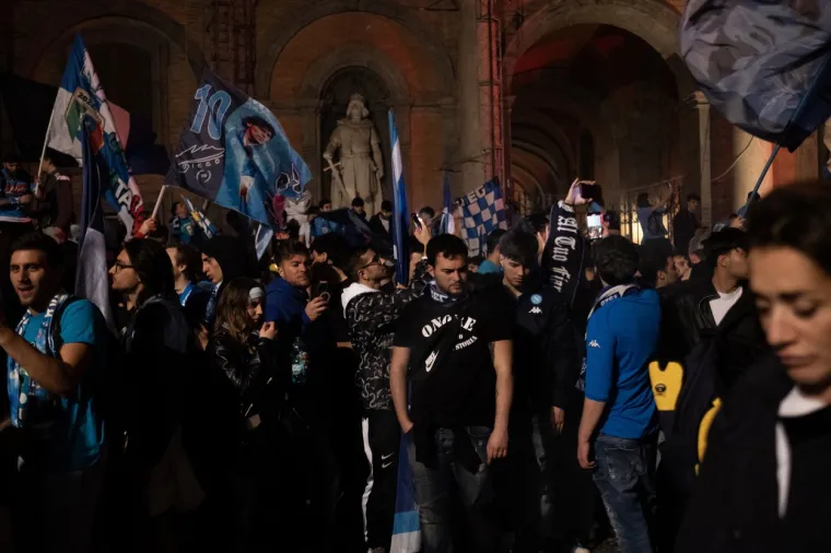 Slavlje ili kriminalni čin: Žrtva pucnjave u susjedstvu je bila povezana s lokalnim mafija&scaron;kim klanom?