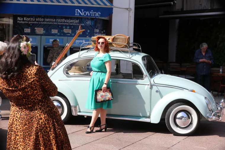 Od žabe i bube do stogodi&scaron;njaka: 115 oldtimera zabljesnulo na riječkom Korzu
