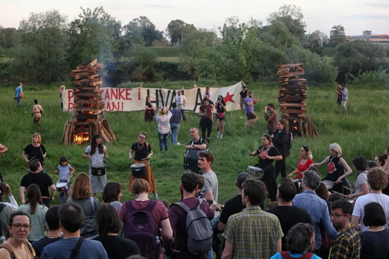 Kakav Ronaldo, kakav Modrić, pa jeste li vi svjesni kakvog čarobnjaka imamo? Pogledajte kako je moćno driblao loptom
