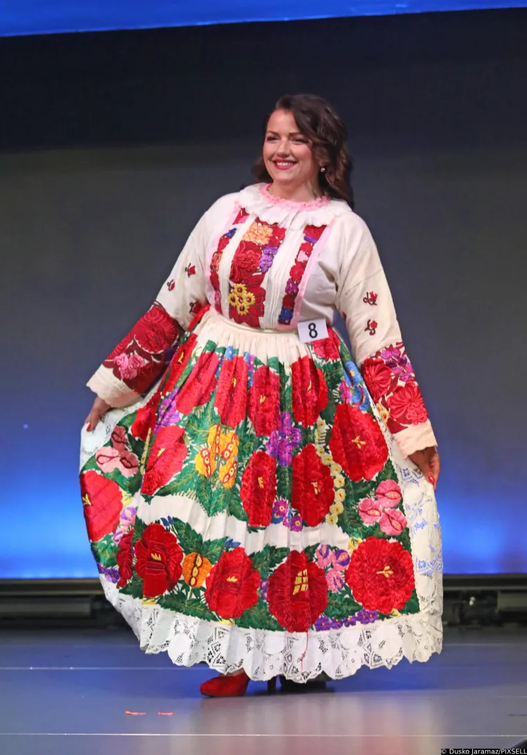 Izabrana Najljep&scaron;a Mama Hrvatske! Za tu laskavu titulu borilo se 16 prelijepih dama