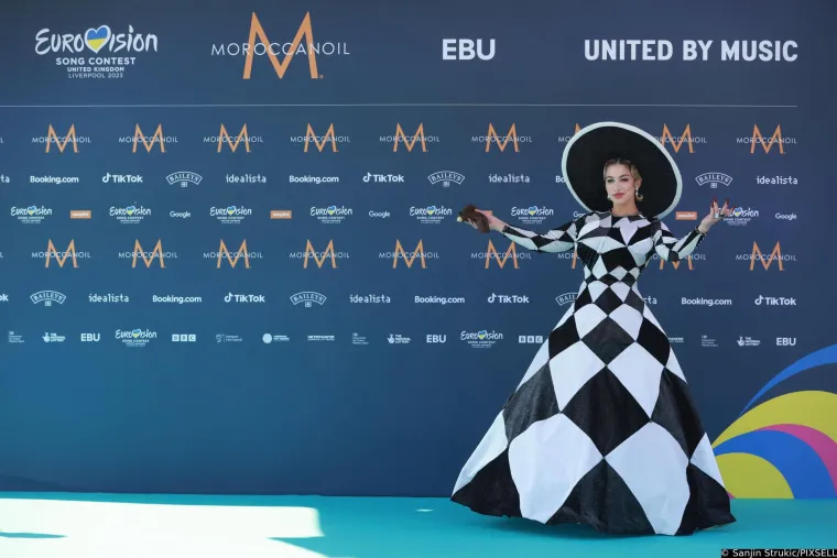 Svi su zanijemili kad se Let 3 pojavio na otvaranju Eurosonga: Takav outfit sigurno nitko nije očekivao
