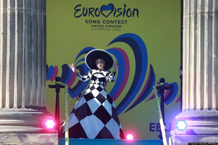 Svi su zanijemili kad se Let 3 pojavio na otvaranju Eurosonga: Takav outfit sigurno nitko nije očekivao