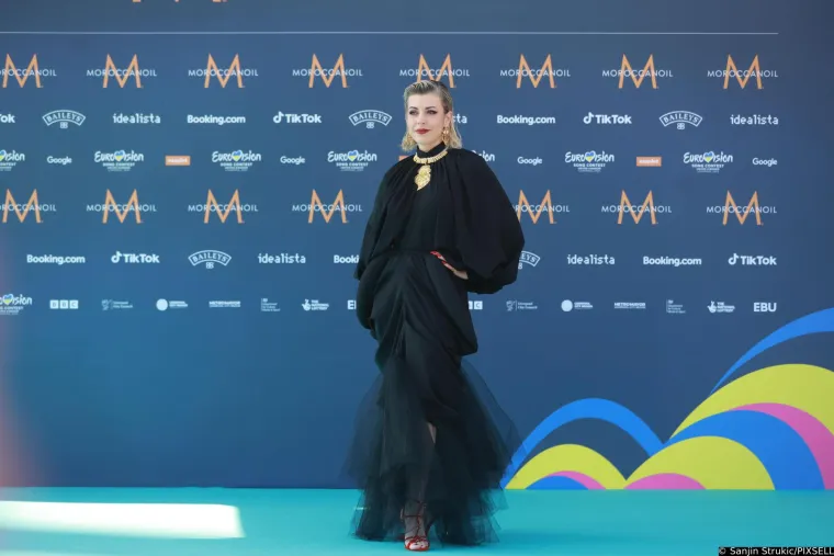 Svi su zanijemili kad se Let 3 pojavio na otvaranju Eurosonga: Takav outfit sigurno nitko nije očekivao