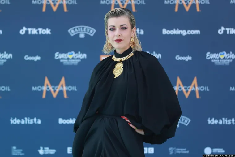 Svi su zanijemili kad se Let 3 pojavio na otvaranju Eurosonga: Takav outfit sigurno nitko nije očekivao