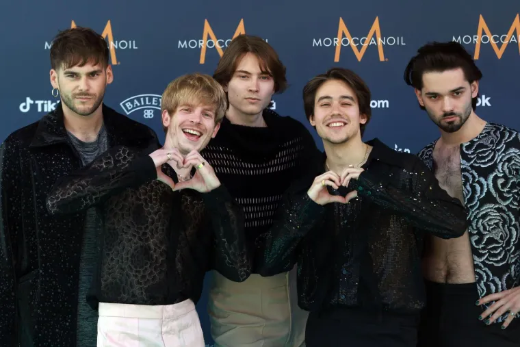 &Scaron;ljokice, kič, boje i ludilo: Pogledajte otvorenje Eurosonga. Let 3 ni ovaj put nije razočarao svojom pojavom