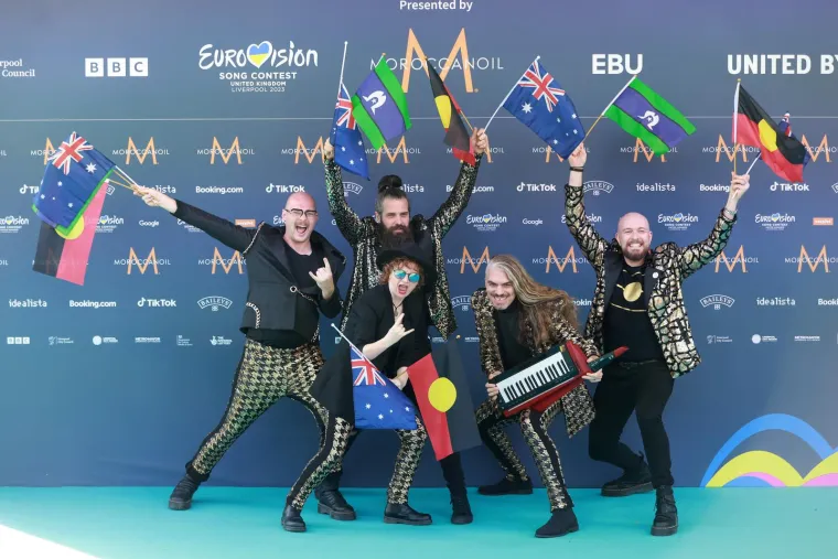 &Scaron;ljokice, kič, boje i ludilo: Pogledajte otvorenje Eurosonga. Let 3 ni ovaj put nije razočarao svojom pojavom