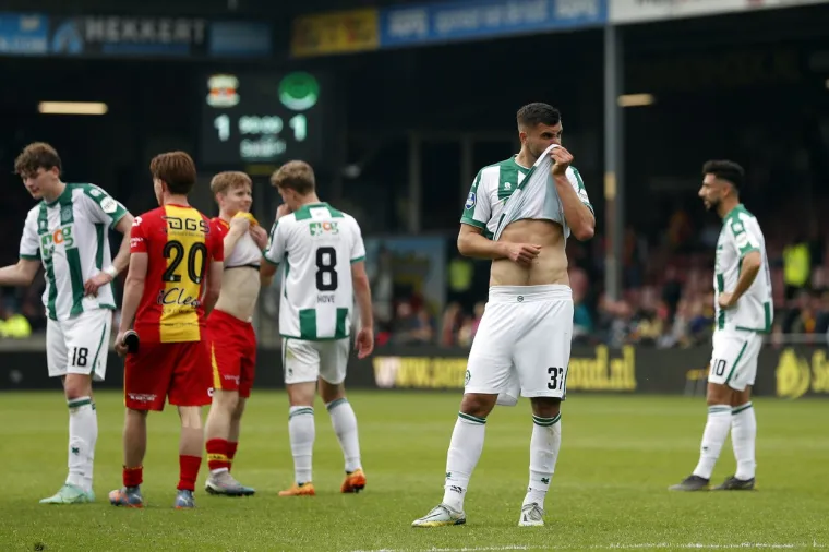 Tuga i očaj igrača i navijače kluba koji je nakon 23 godine ispao iz Eredivisie