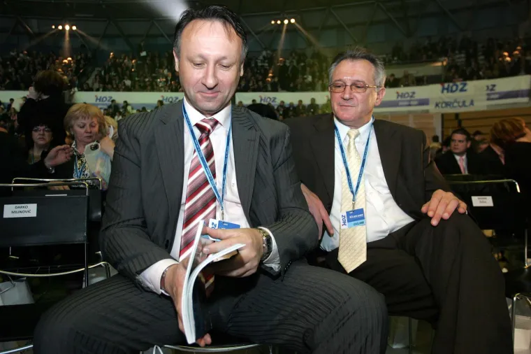 'Ćaća' je ponosno stiskao &scaron;aku, ali &scaron;ou mu je ukrao 'Tata': Prisjetite koji su se sve tipovi svojevremeno 'klanjali' Sanaderu