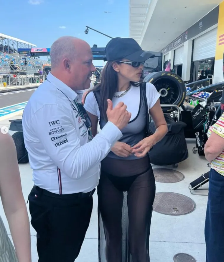 Ronaldova bivša djevojka se u tangicama pojavila na utrci Formule 1, sve oči su bile uperene u nju: 'Tko te takvu pustio...?'
