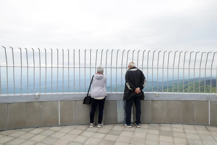Sljemenski toranj, jedan od simbola Zagreba, zastitni znak Medvednice 