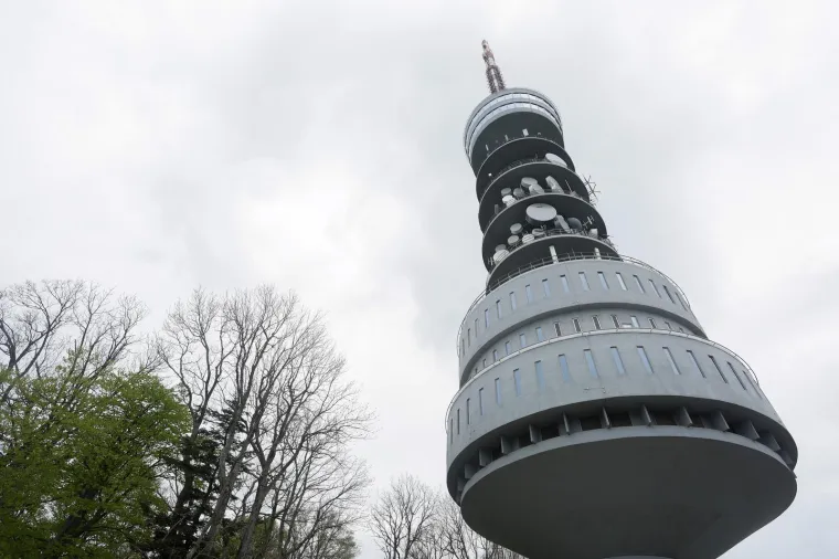 Sljemenski toranj, jedan od simbola Zagreba, zastitni znak Medvednice 