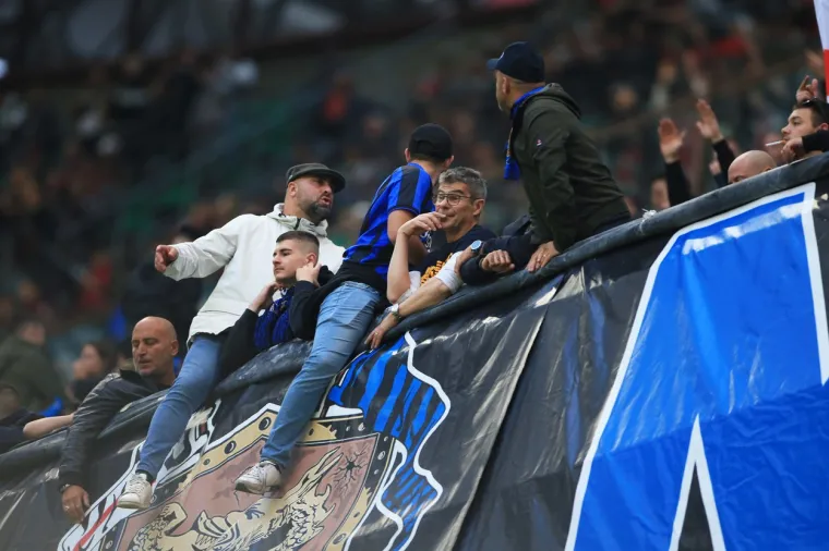 Ultrasi Intera totalni old school.