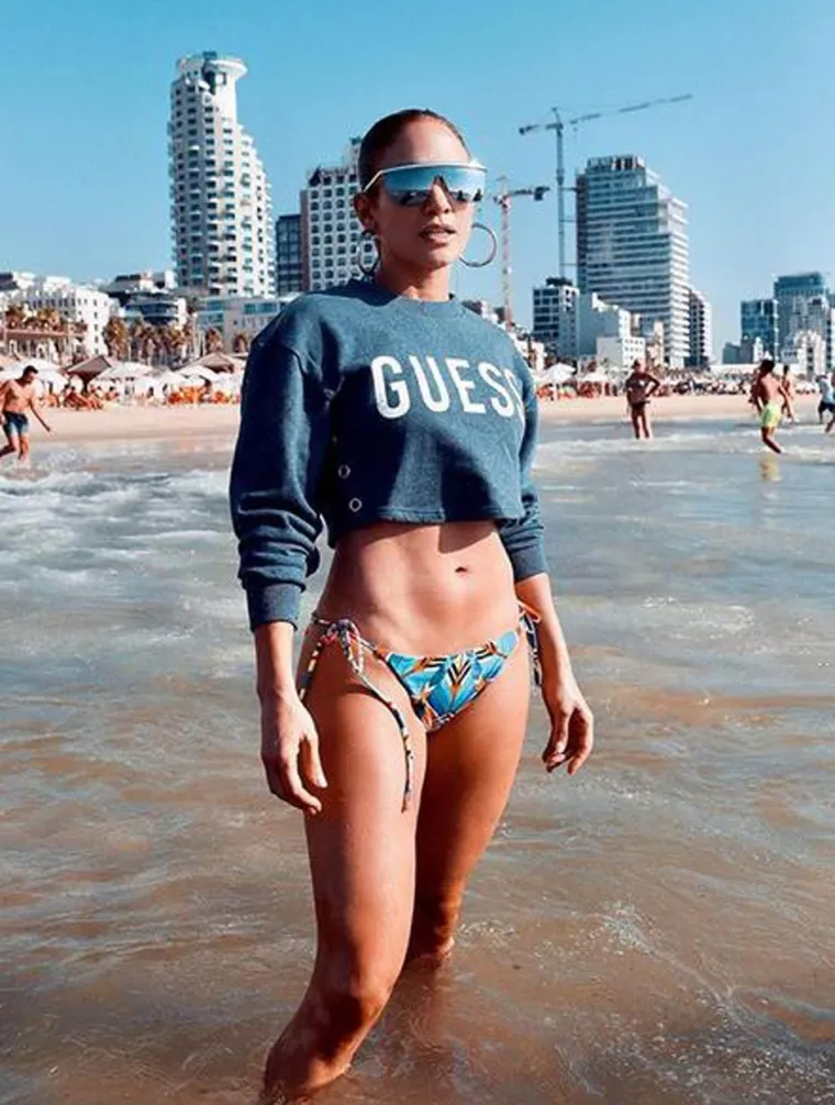 Njoj ne treba specijalan uvod: Izvolite, 23 fotografije vruće Jennifer Lopez u bikiniju!