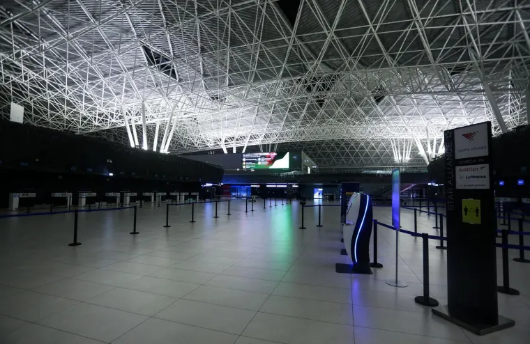 Putovanja nisu bila moguća pa je zagrebački aerodrom bio potpuno prazan.