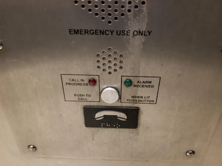 Progoni li vas osjećaj da vas odnekud stalno promatraju? Bojimo se da ove fotografije neće olak&scaron;ati situaciju