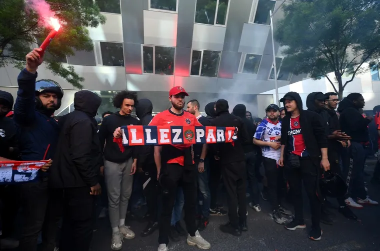 Najže&scaron;ći navijači PSG-a kreću u žestoku borbu protiv klupske vrhu&scaron;ke po uzoru na Bad Blue Boyse: 'To je jedino rje&scaron;enje'