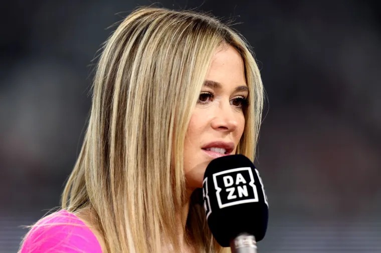 Diletta Leotta pokazala kako se opušta, objavila fotku na kojoj je njen ljubimac oblizuje dok se ona zadovoljno smiješi