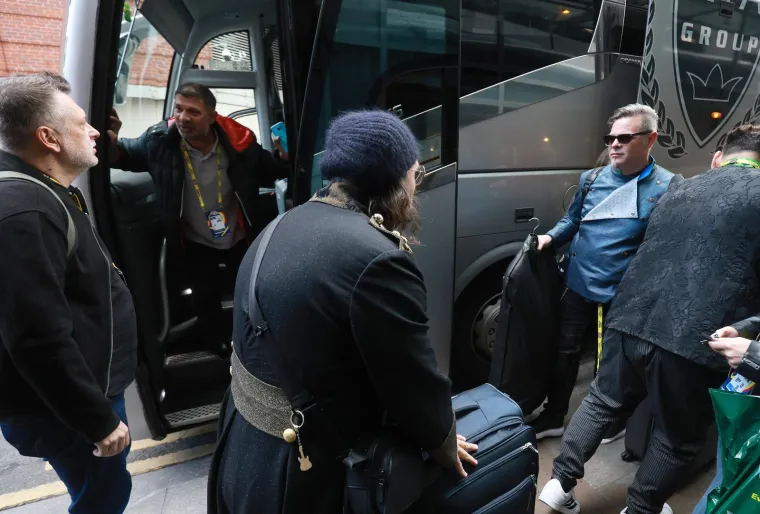 Let 3 otišao na generalnu probu uoči velikog finala: Dok je Mrle na unikatan način pozdravljao novinare, Ivanka je smijući se pila kavu