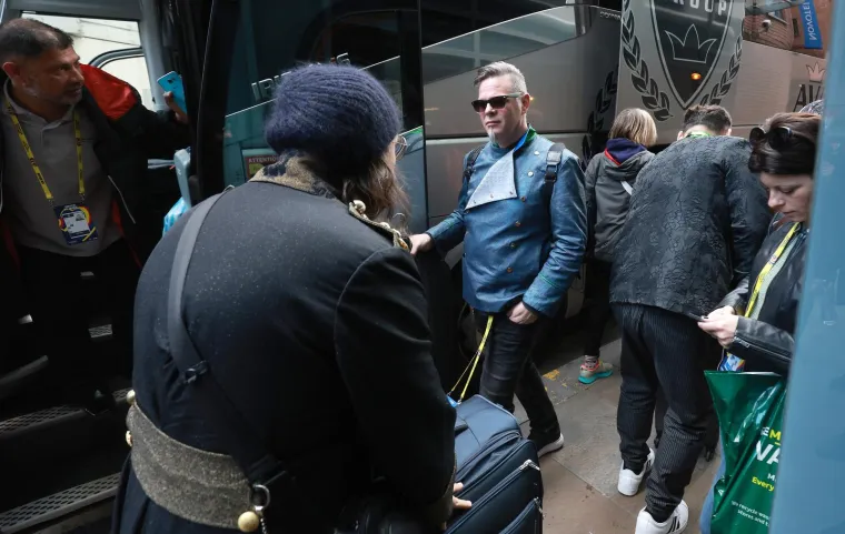 Let 3 otišao na generalnu probu uoči velikog finala: Dok je Mrle na unikatan način pozdravljao novinare, Ivanka je smijući se pila kavu