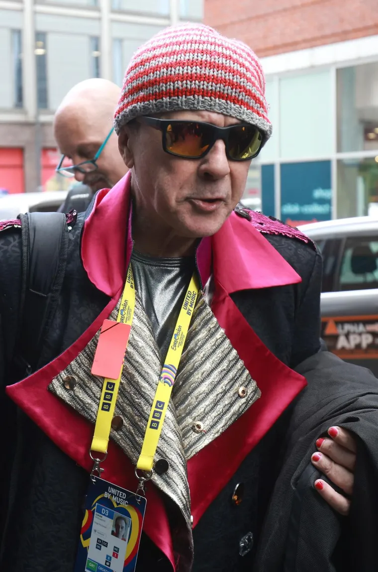 Let 3 otišao na generalnu probu uoči velikog finala: Dok je Mrle na unikatan način pozdravljao novinare, Ivanka je smijući se pila kavu