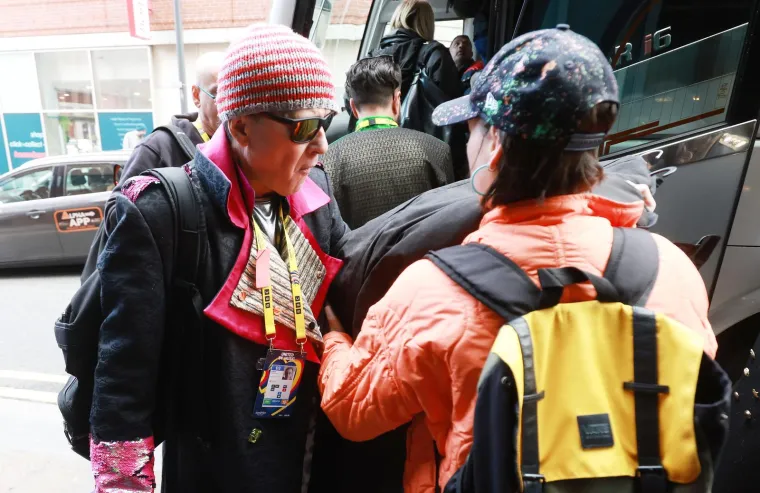 Let 3 otišao na generalnu probu uoči velikog finala: Dok je Mrle na unikatan način pozdravljao novinare, Ivanka je smijući se pila kavu