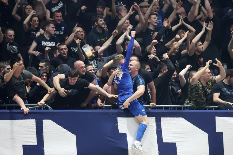 Dinamo na krilima Bad Blue Boysa do Lige prvaka: Kakva ekstaza u 'Dvojci' nakon &scaron;to je utakmica zavr&scaron;ila