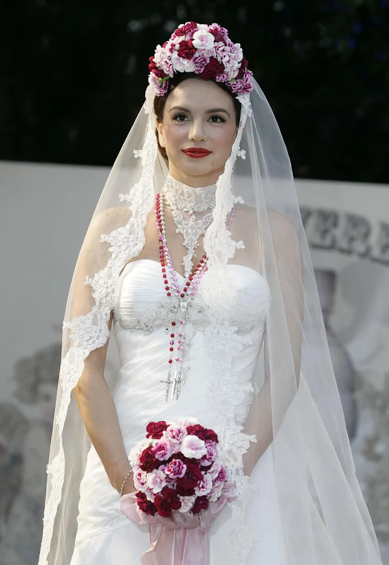 Severina je prije 15 godina na vjenčanje pozvala svu kremu estrade, a tamo ih je sve ukrasila rozim krunicama