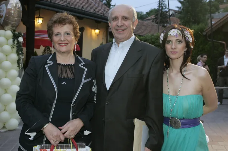 Severina je prije 15 godina na vjenčanje pozvala svu kremu estrade, a tamo ih je sve ukrasila rozim krunicama