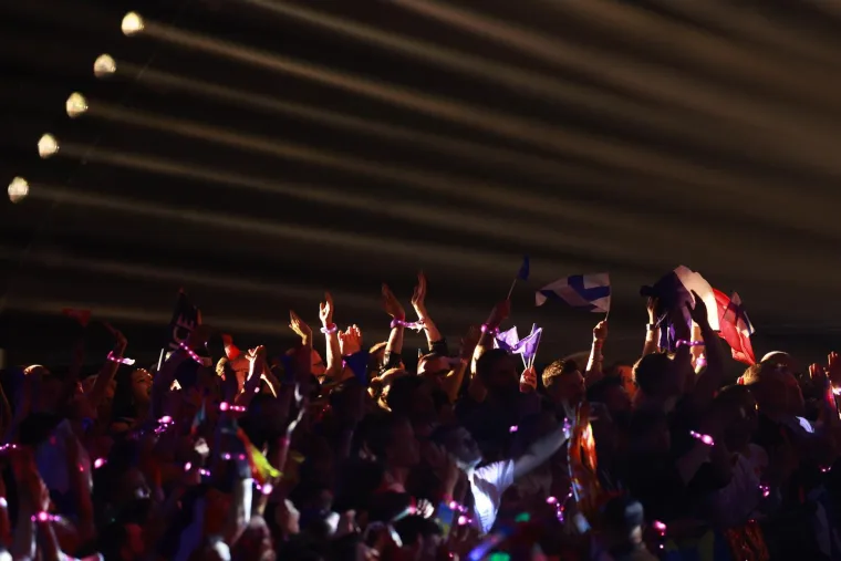 Izraelka Noa Kirel je miss Eurosonga 2023., to dokazuje fatalna ljepota i nevjerojatna gipkost koju je pokazala u hit videu