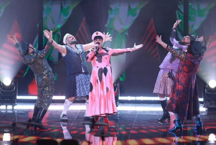 Let 3 razvalio pozornicu Eurosonga! Publika u deliriju zbog 'Mame &Scaron;Č', Prlja i ekipa hladno nastupili u gaćicama