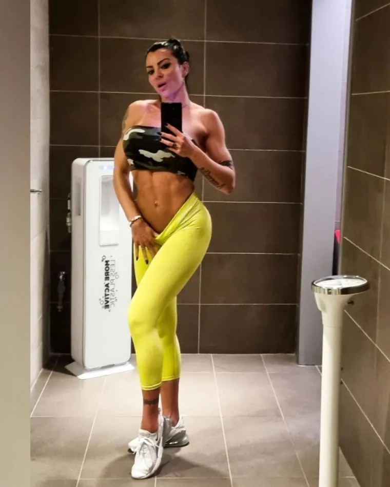 Poznata pornoglumica spasila kultni talijanski klub prodajom golih fotografija: 'Htjela sam pomoći'