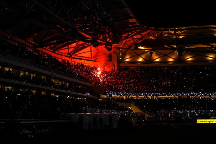 Atena je 'gorjela': Pazite kakav su &scaron;ou napravili navijači kluba za koji igra na&scaron; Domagoj Vida