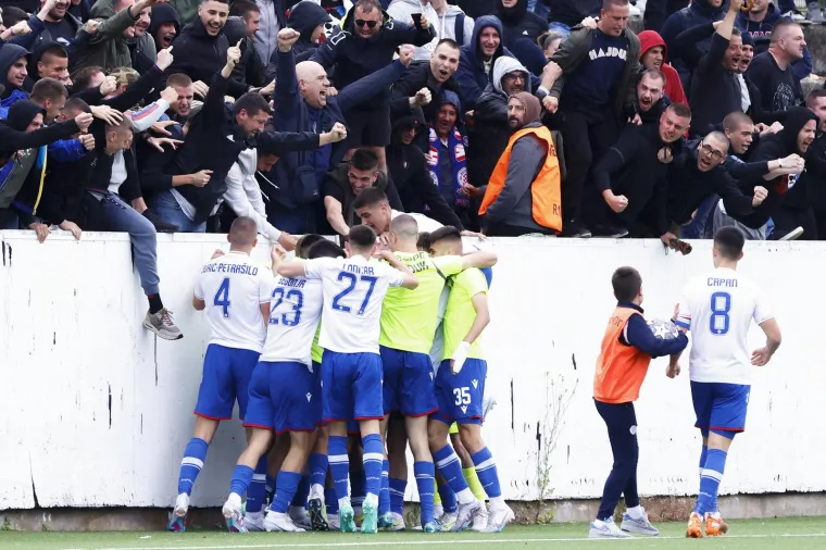 Gol izazvao neviđenu euforiju na Poljudu: Pogledajte kako su hajdukovci proslavili izjednačenje protiv Dinama
